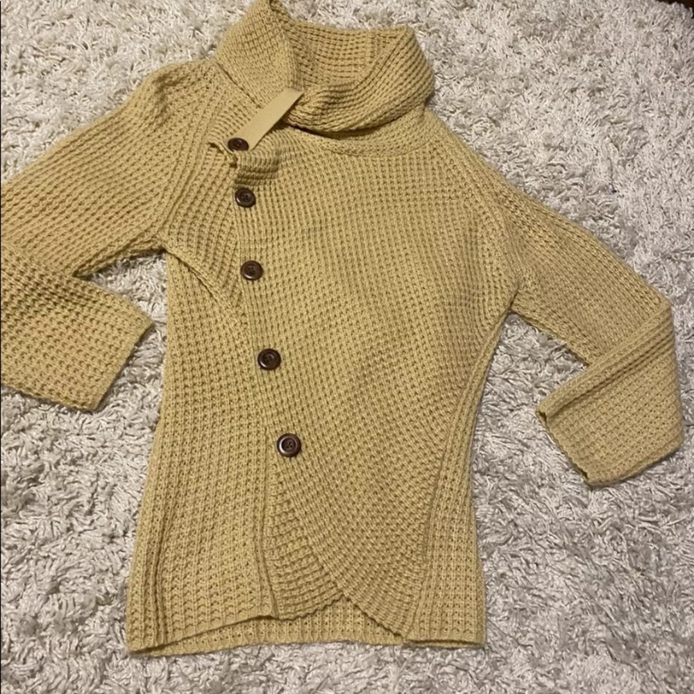 Beige Women’s Cardigan Size: XL